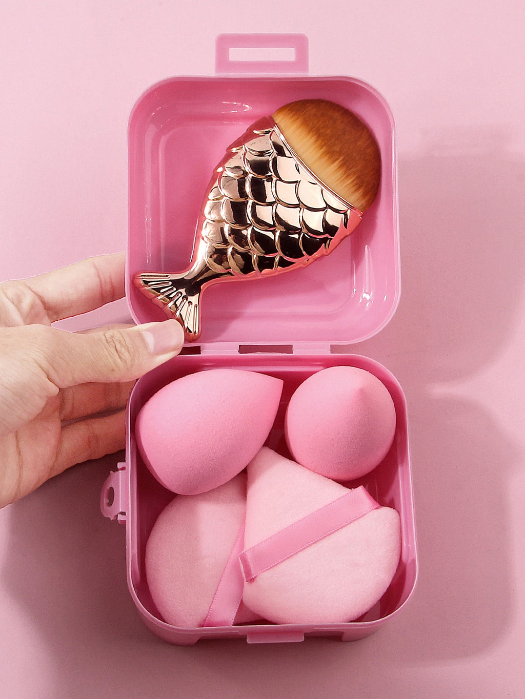 6PCS portable box-set super soft sponge egg/triangular powder puff + fishtail foundation brush portable beauty tool