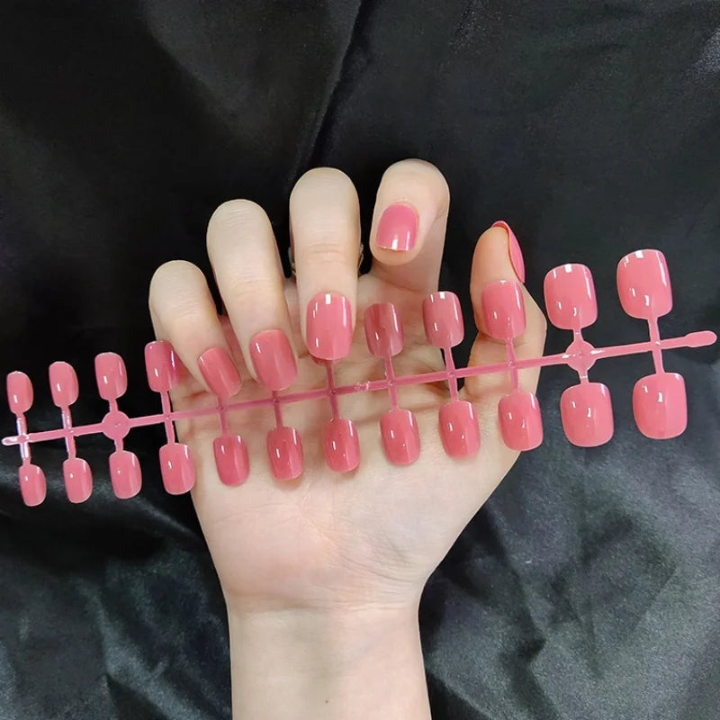 24Pcs Short Square Press On Nails Solid Color Glossy False Nails Reusable Fake Nails for Women Daily Wear Party Manicure DIY