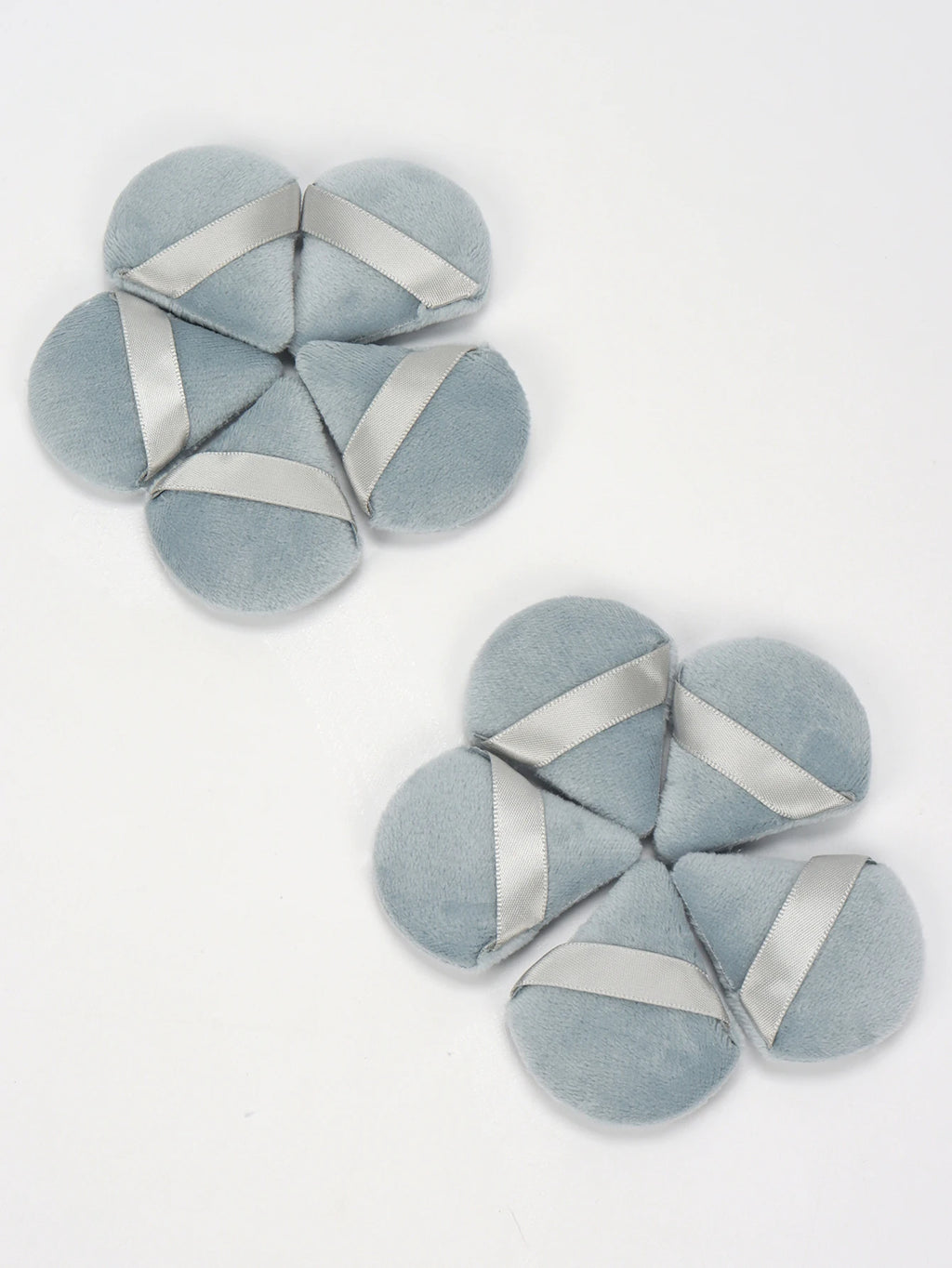 Mini Triangular Powder Puff 40-80Pcs, Apply Loose Powder by Gently Pressing It onto the Face to Achieve a Setting Effect