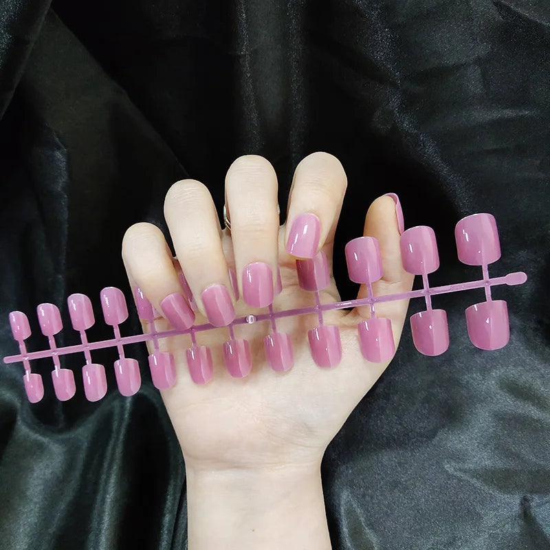 24Pcs Short Square Press On Nails Solid Color Glossy False Nails Reusable Fake Nails for Women Daily Wear Party Manicure DIY