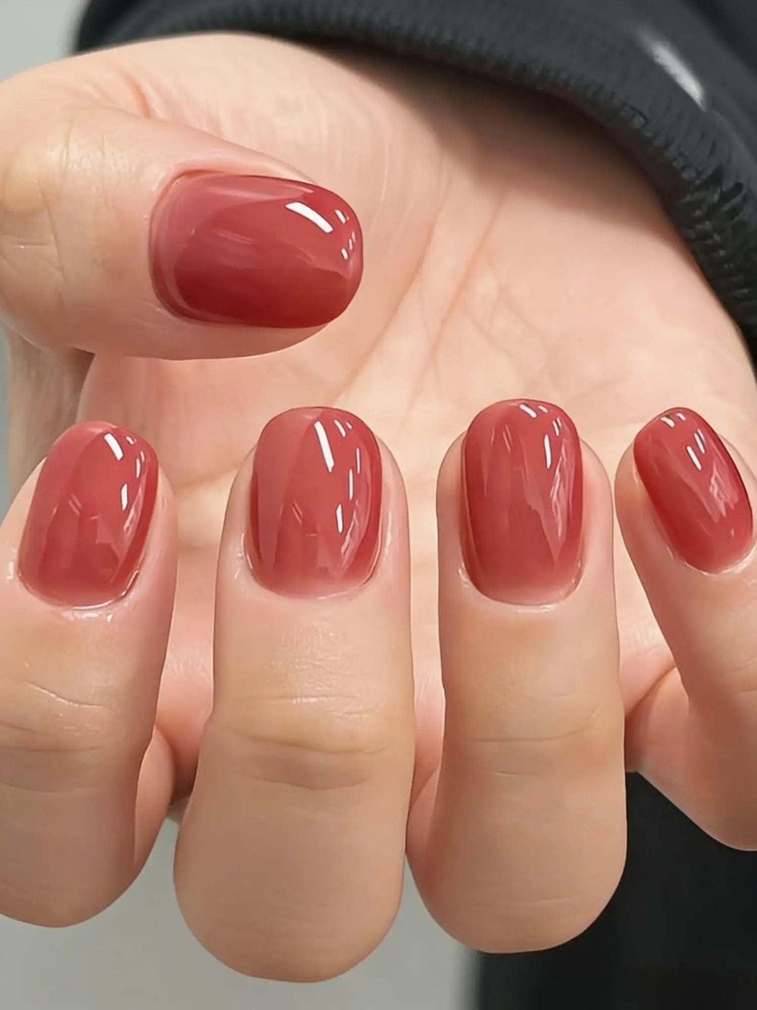 24Pcs Short Square Press On Nails Solid Color Glossy False Nails Reusable Fake Nails for Women Daily Wear Party Manicure DIY