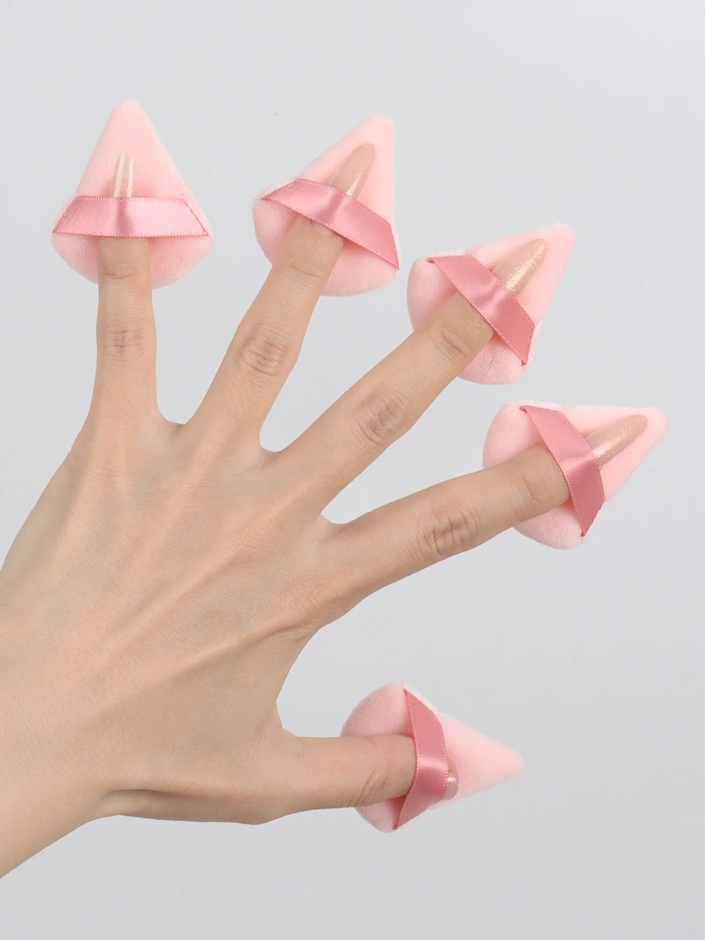 Mini Triangular Powder Puff 40-80Pcs, Apply Loose Powder by Gently Pressing It onto the Face to Achieve a Setting Effect