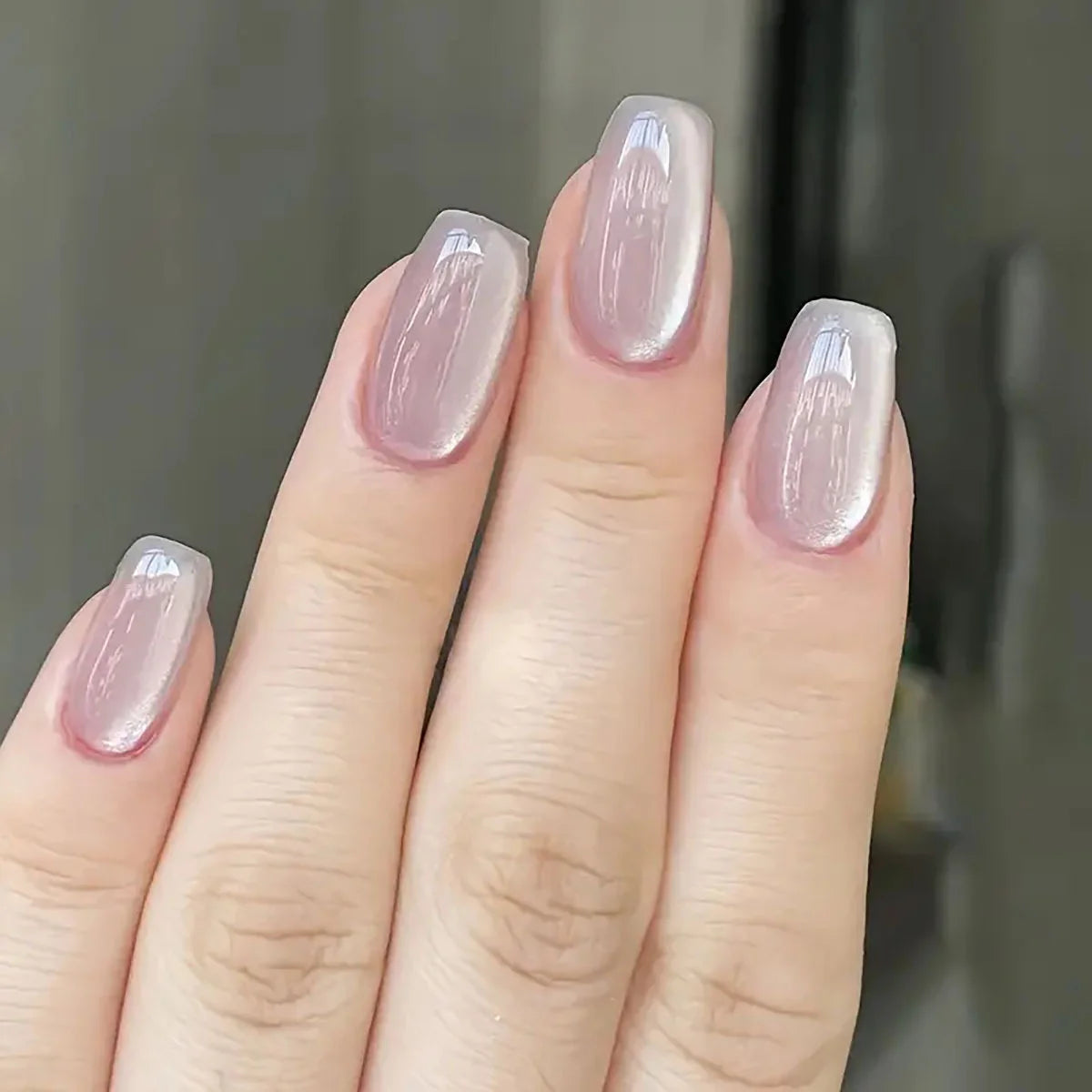 24Pcs/Box Cat Eye Red Press on Nails Short Square Fake Press on Nails with Exquisite Cat Eye Design Full Cover Artificial Nails