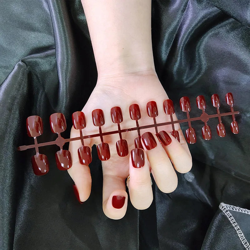 24Pcs Short Square Press On Nails Solid Color Glossy False Nails Reusable Fake Nails for Women Daily Wear Party Manicure DIY