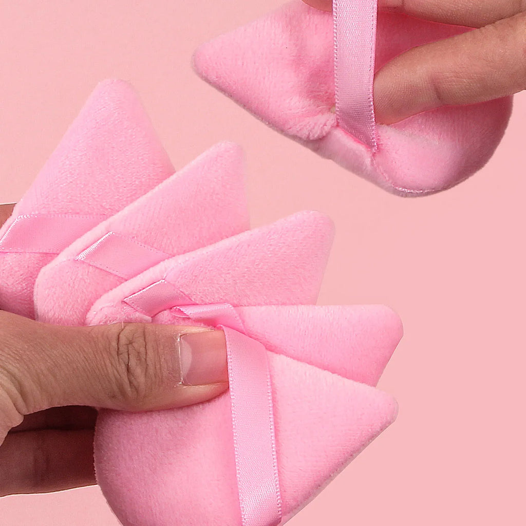 15-piece pink triangular makeup sponge powder puff, both dry and wet, a professional facial makeup tool that fits well