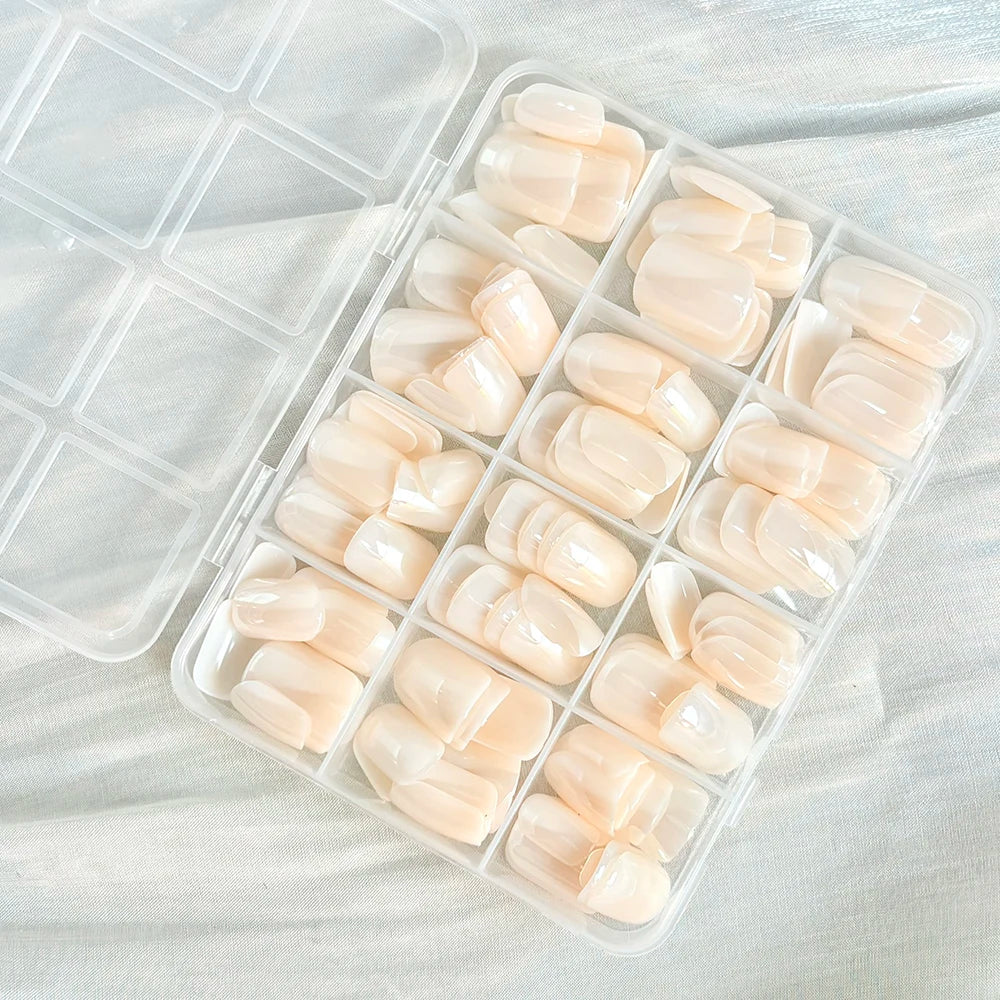 144Pcs Pink Cat Eye Press On False Nails Aurora Nude Color Ice Clear Fake Manicure Holographic Mirror Cat's Eye Wearable Nail