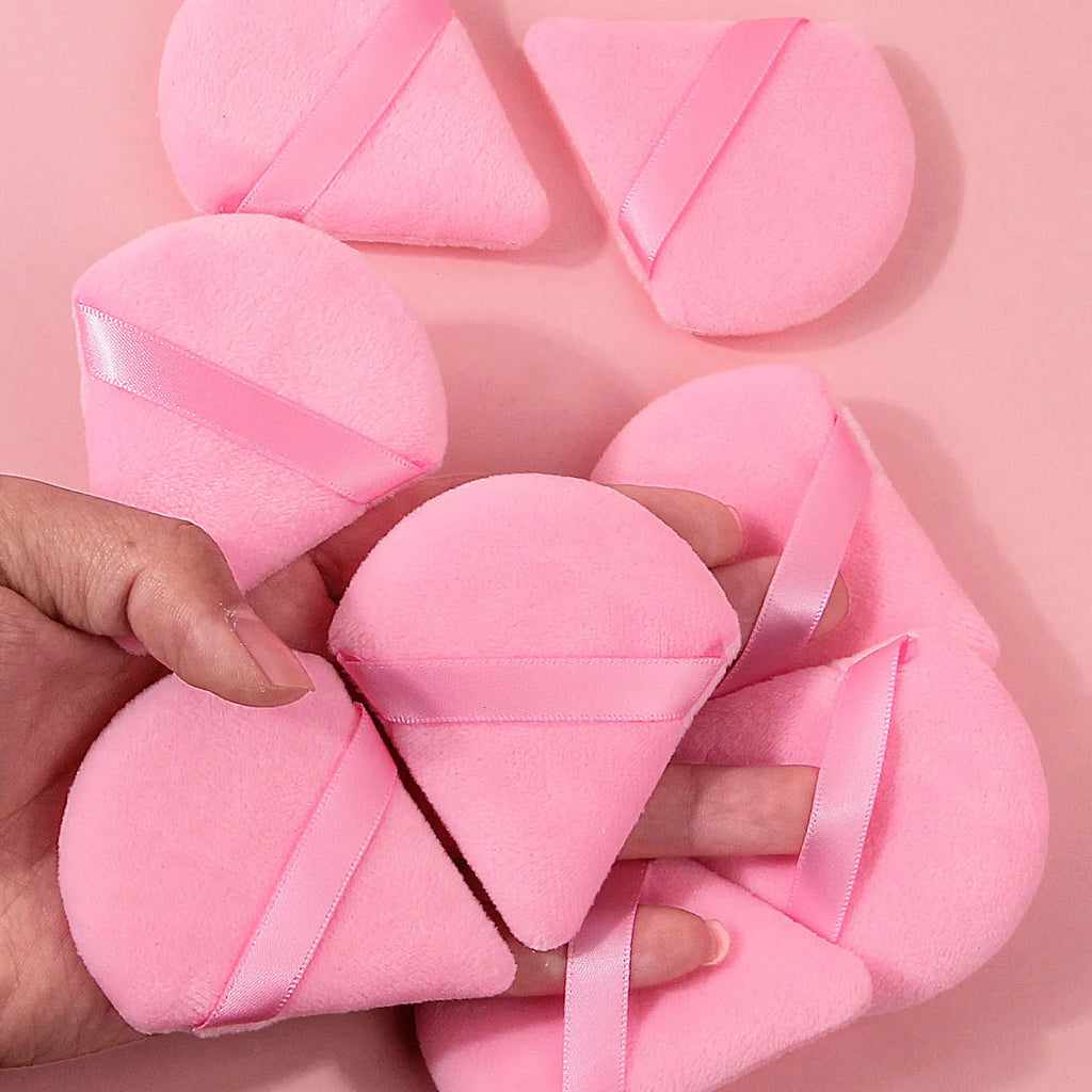 15-piece pink triangular makeup sponge powder puff, both dry and wet, a professional facial makeup tool that fits well