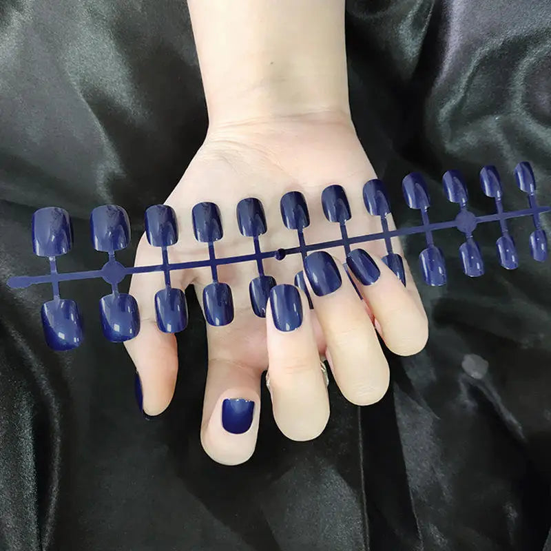 24Pcs Short Square Press On Nails Solid Color Glossy False Nails Reusable Fake Nails for Women Daily Wear Party Manicure DIY