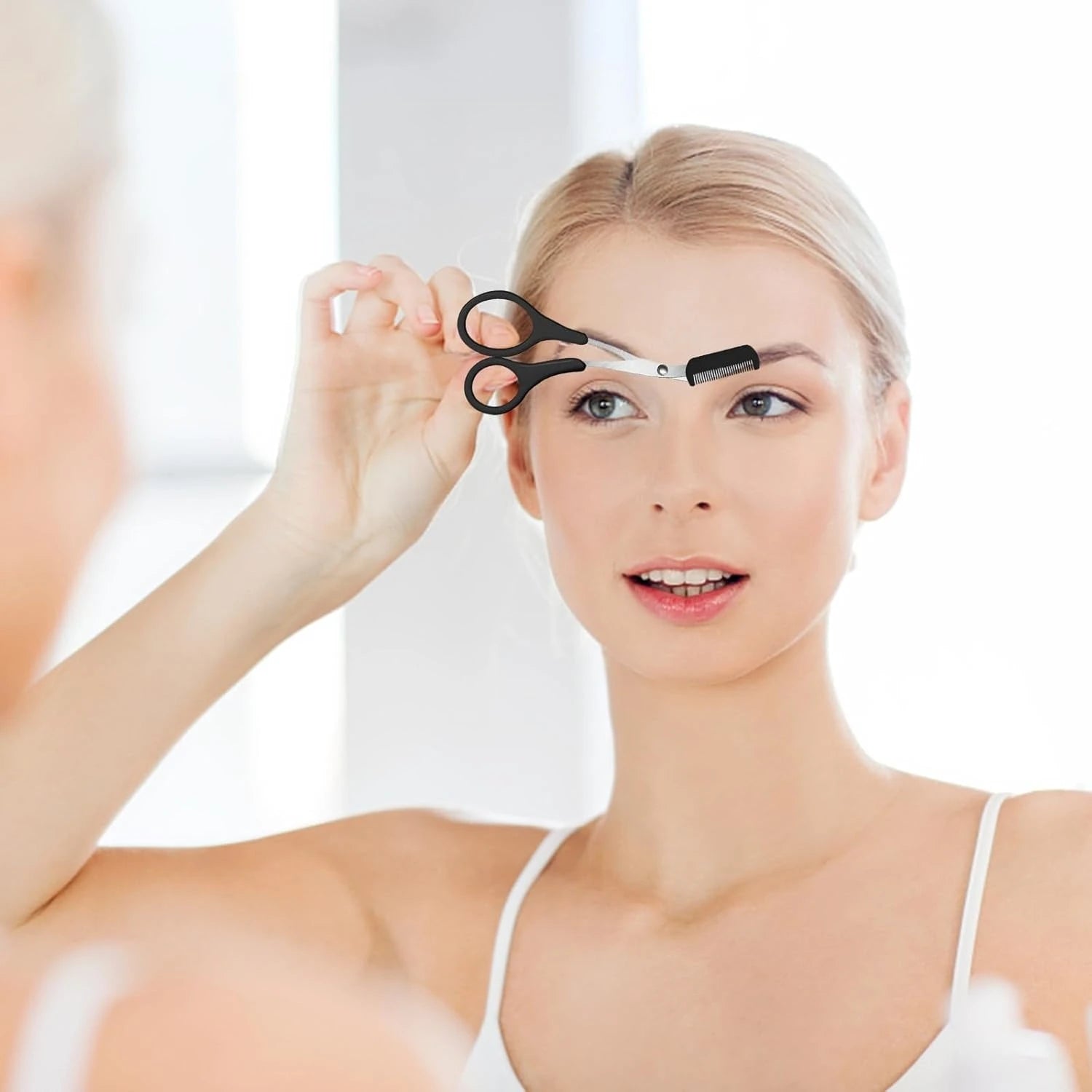 Eyebrow Trimmer Scissors Professional Non-Slip Finger Grip Brow Scissors with Comb for Men and Women Brow Shaping Makeup Tools